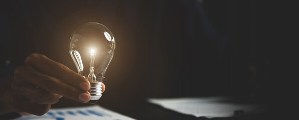 幼儿园小班科学实验教案详案《花儿妙用多》