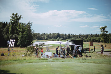 六年级上册第六单元英语42页的公告栏怎么读