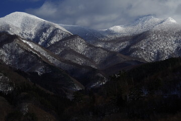 2个字的好词和成语分别有哪些？