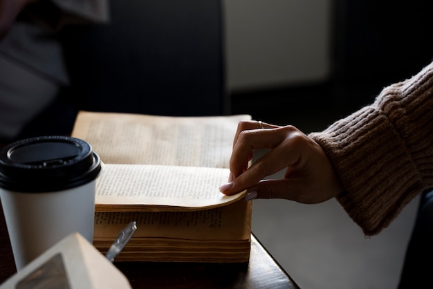 什么是冤亲债主